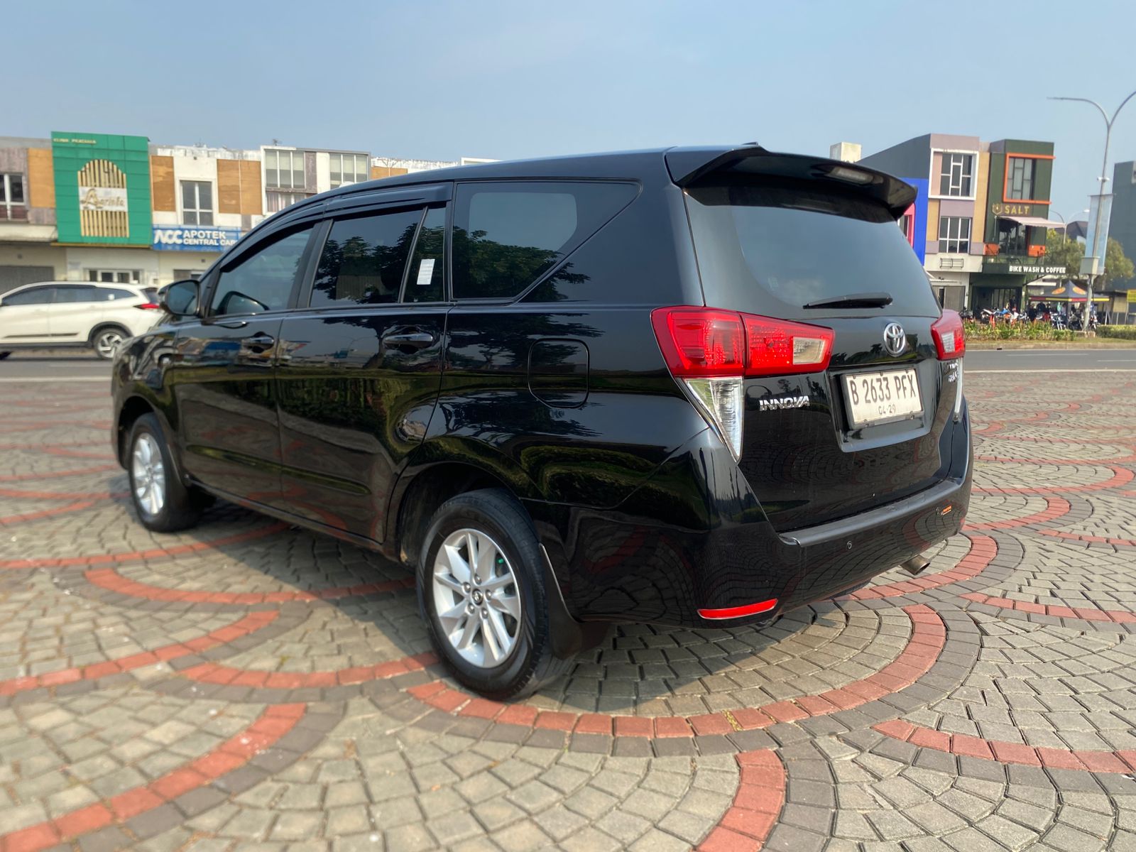 Toyota  Innova  G at 2019 thumbnail 9