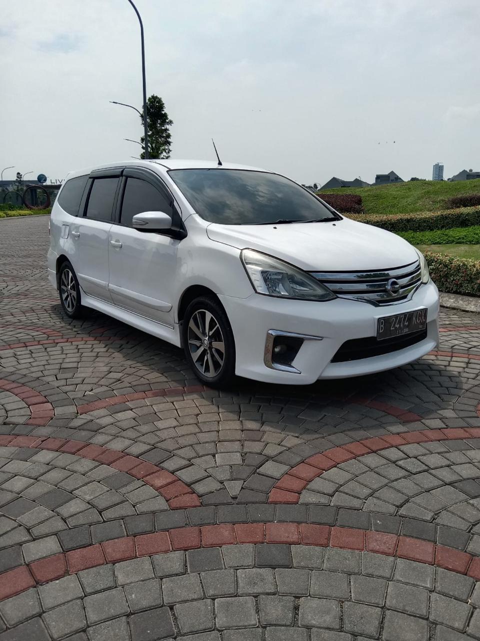 Nissan grandlivina 2016 thumbnail 4